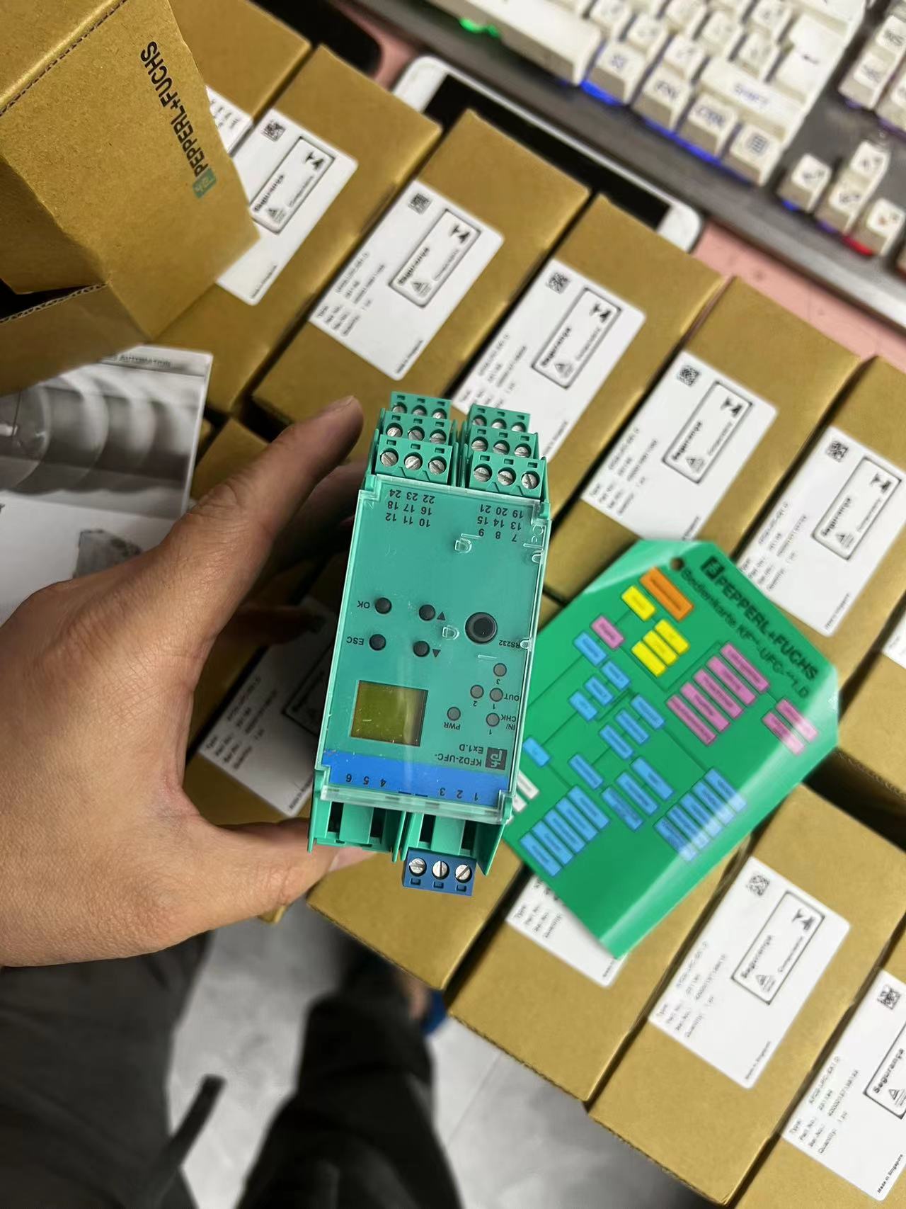 Ӹpepperl-fuchsȫդLB8105