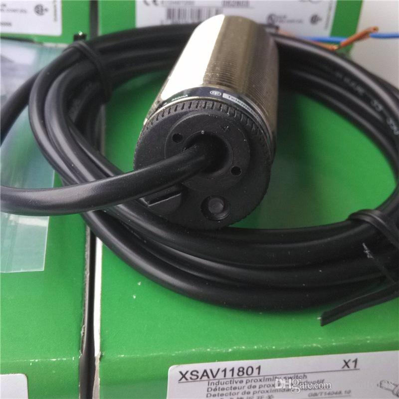 施耐德传感器XS7-E1A1PBL01M12正品批发现货，包邮 
